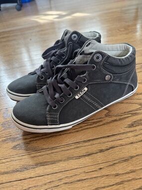 Taos Footwear Top Star High Top Canvas Sneakers